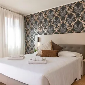 Grifoni Boutique Velence