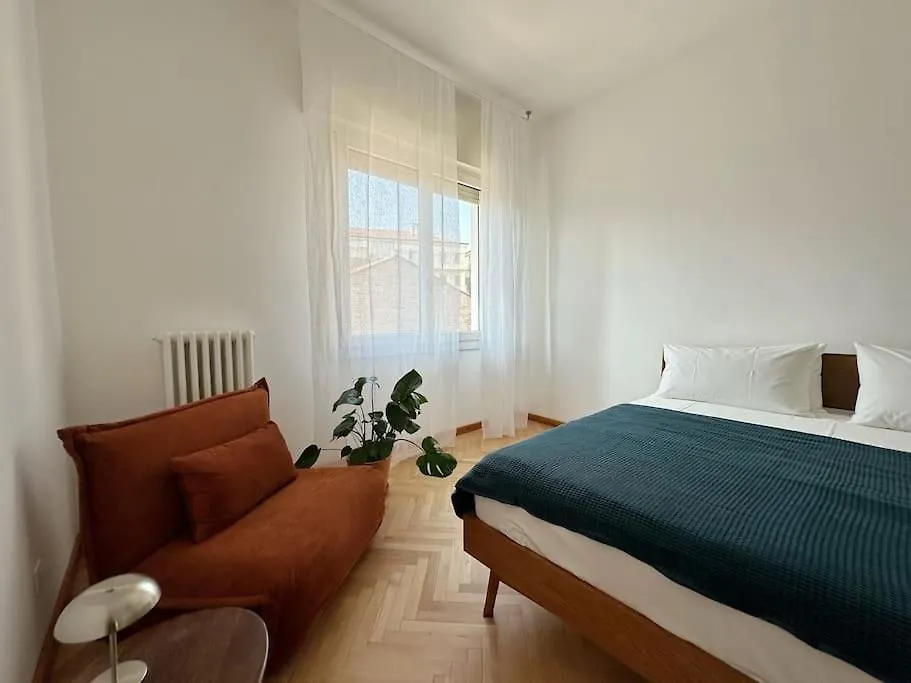 ונציה Brique Apartment